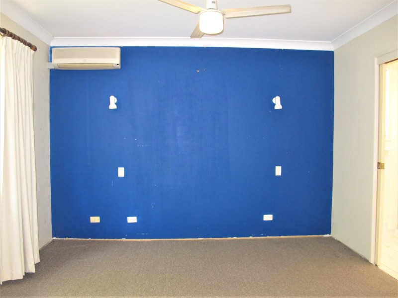 16 Josephine Terrace, Highland Park QLD 4211