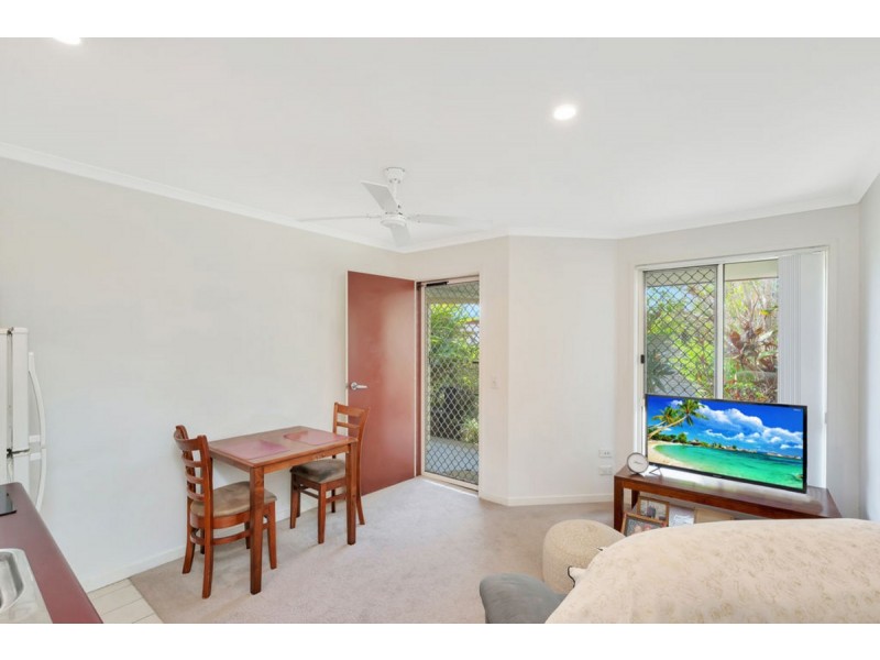 305/5 (Unit 33 Bourton Road, Merrimac QLD 4226