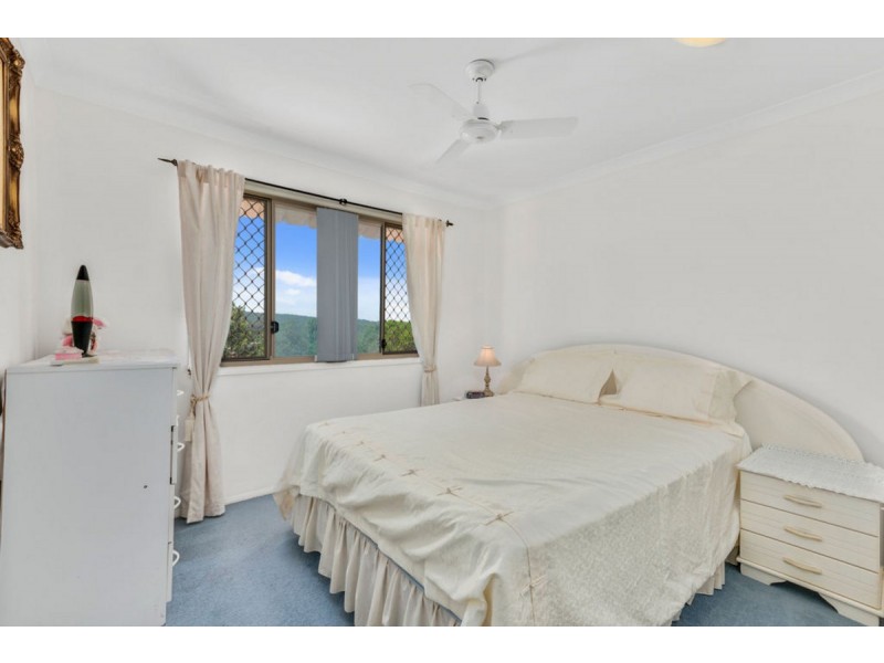 1/4 Kowhai Place, Nerang QLD 4211