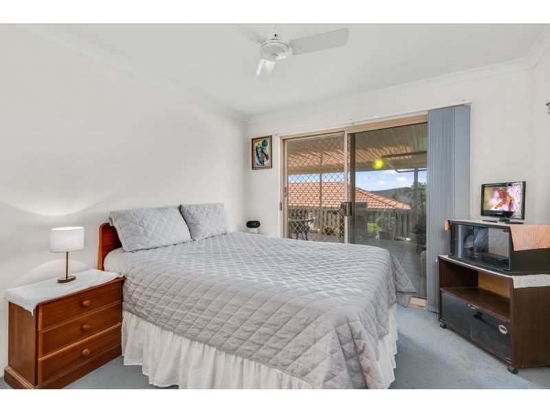 1/4 Kowhai Place, Nerang QLD 4211