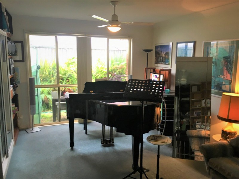10 Gemini Circuit, Molendinar QLD 4214