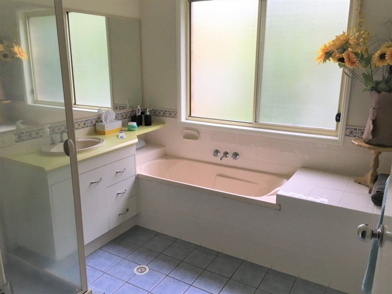 10 Gemini Circuit, Molendinar QLD 4214