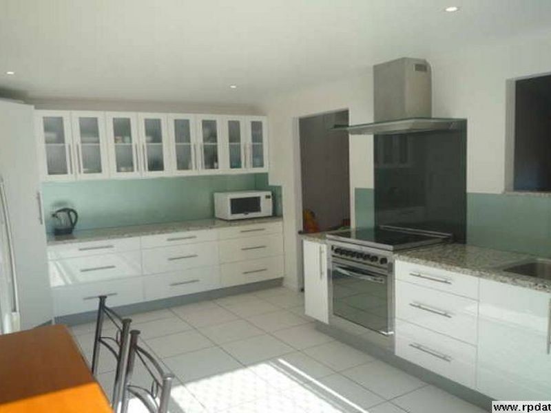 11 Longview Court, Nerang QLD 4211