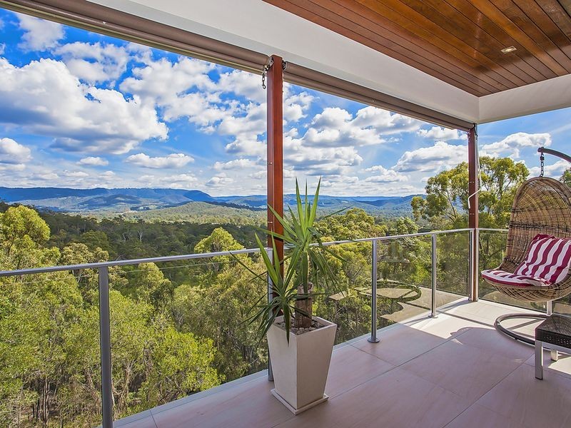 52 Tara Vista Boulevard, Highland Park QLD 4211