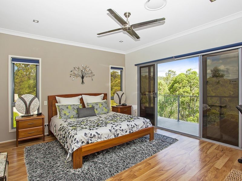 52 Tara Vista Boulevard, Highland Park QLD 4211