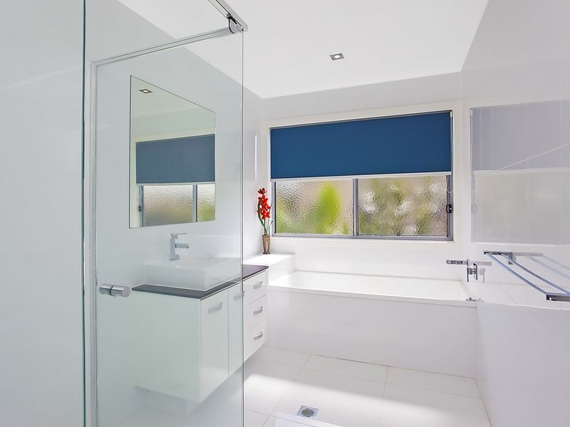 52 Tara Vista Boulevard, Highland Park QLD 4211