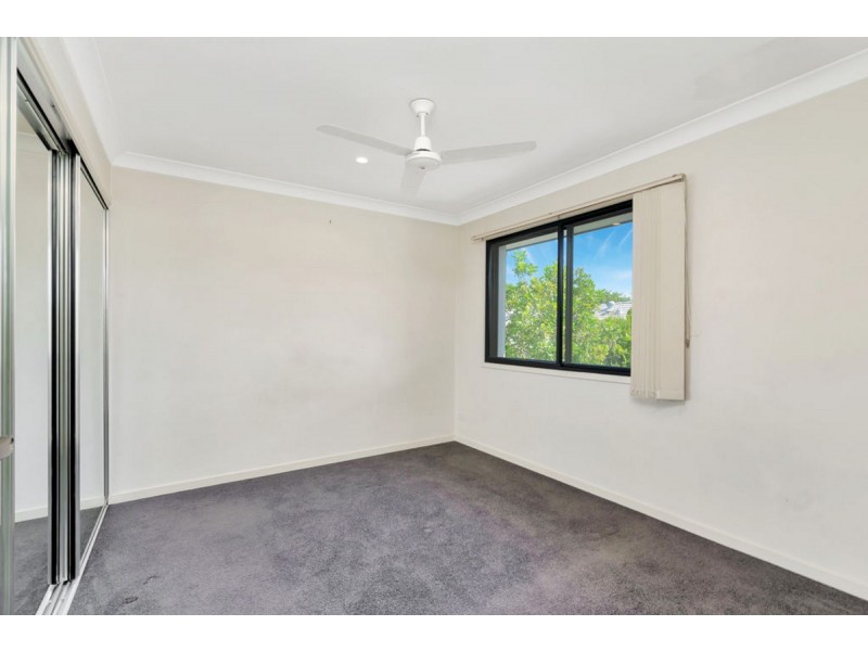 9/15 Ancona Street, Carrara QLD 4211