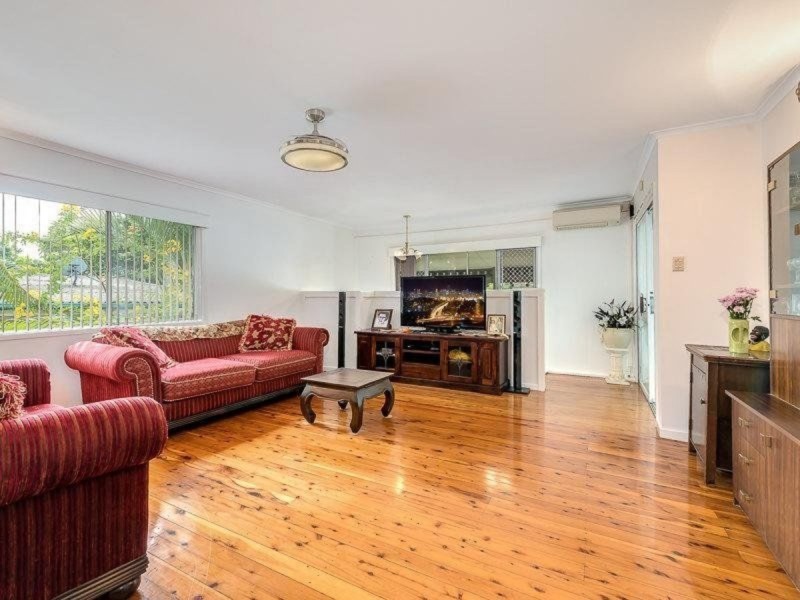 22 Geoffrey Avenue, Southport QLD 4215