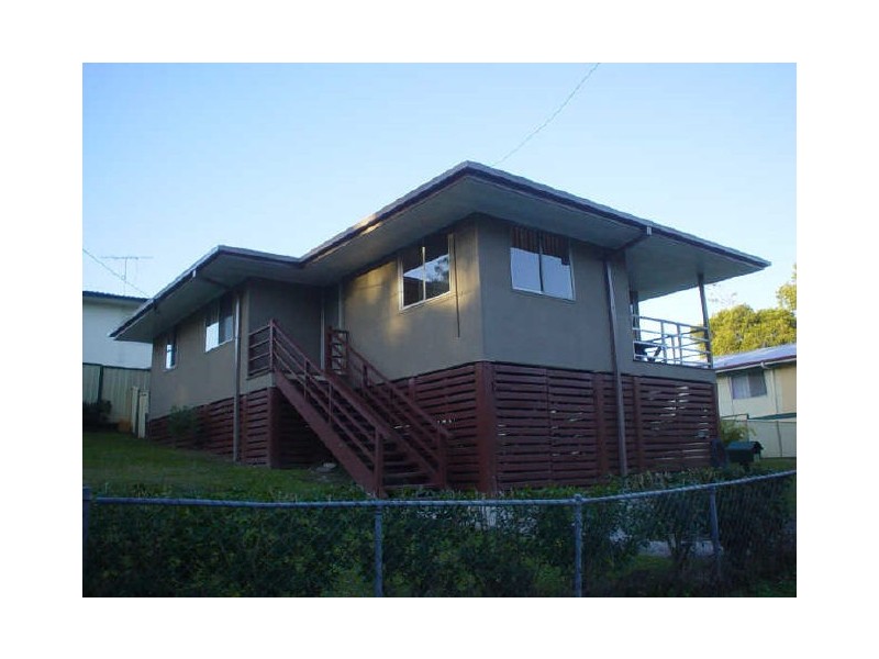 33 Lavelle Street, Nerang QLD 4211