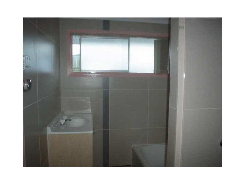 33 Lavelle Street, Nerang QLD 4211