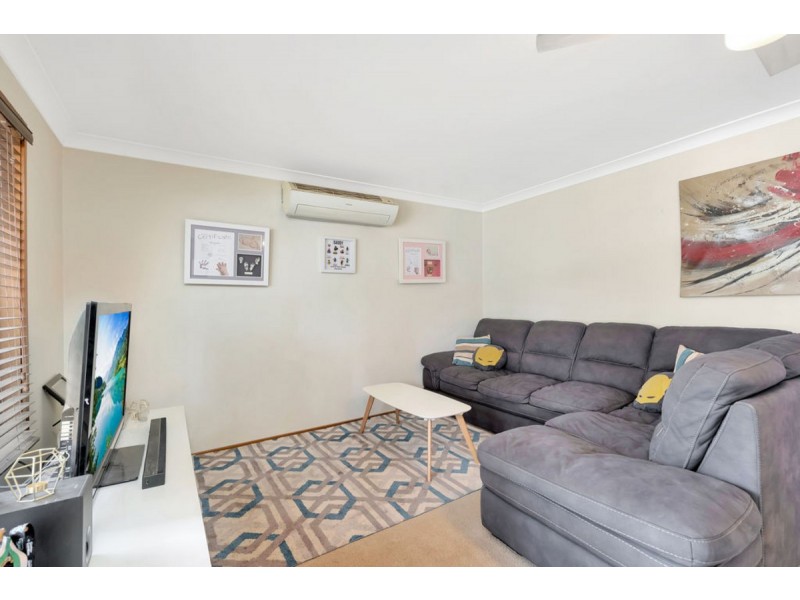 97 Hinkler Drive, Highland Park QLD 4211