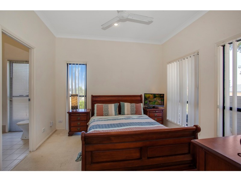 2/25 Serin Street, Upper Coomera QLD 4209