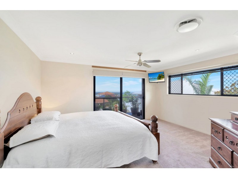 12 Ballah Crescent, Highland Park QLD 4211