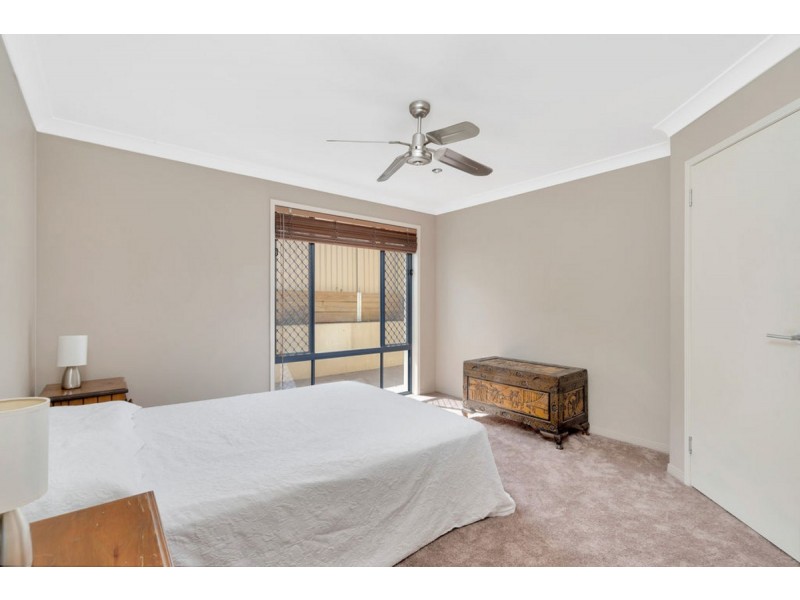 12 Ballah Crescent, Highland Park QLD 4211
