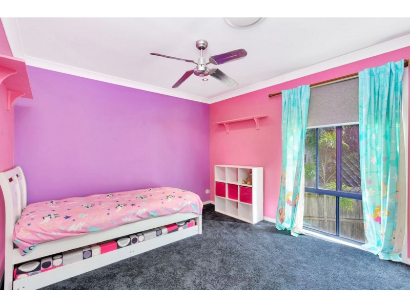 12 Ballah Crescent, Highland Park QLD 4211