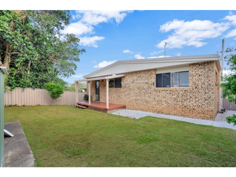 9 Gurrah Avenue, Southport QLD 4215