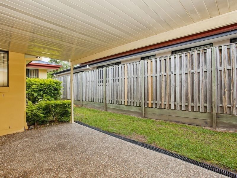 16 Bonner Court, Pacific Pines QLD 4211