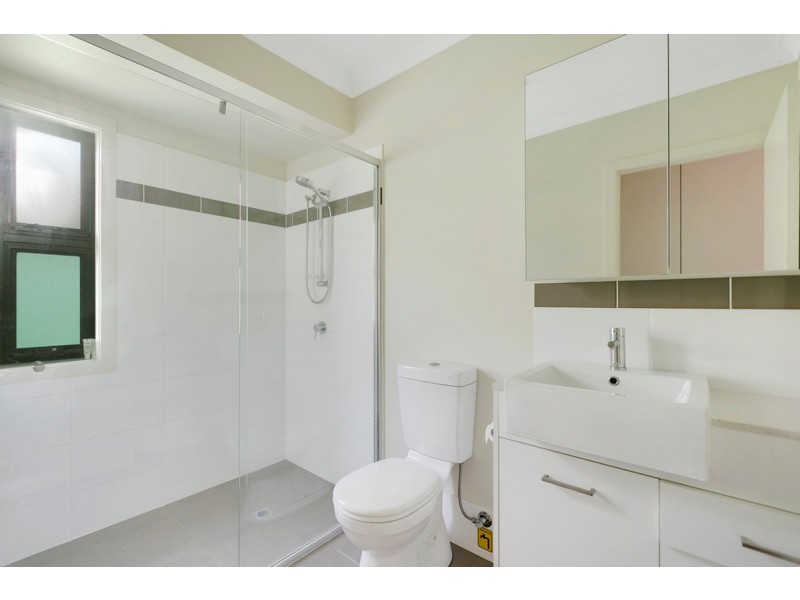 2/8 Onyx Court, Carrara QLD 4211