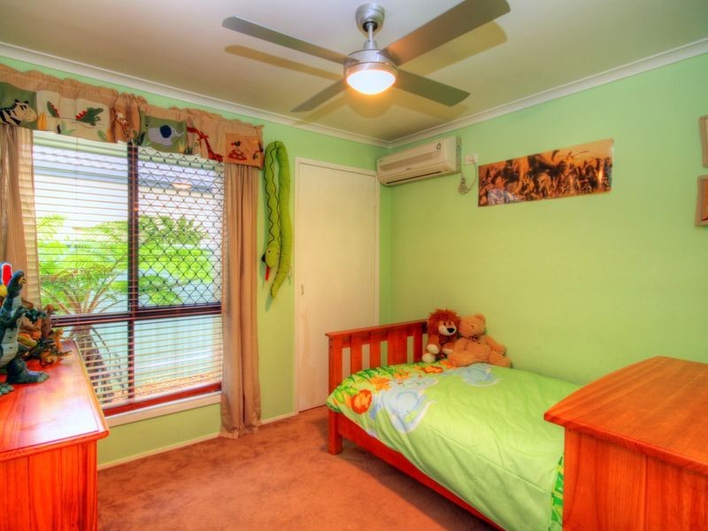 14 Richard Crescent, Highland Park QLD 4211