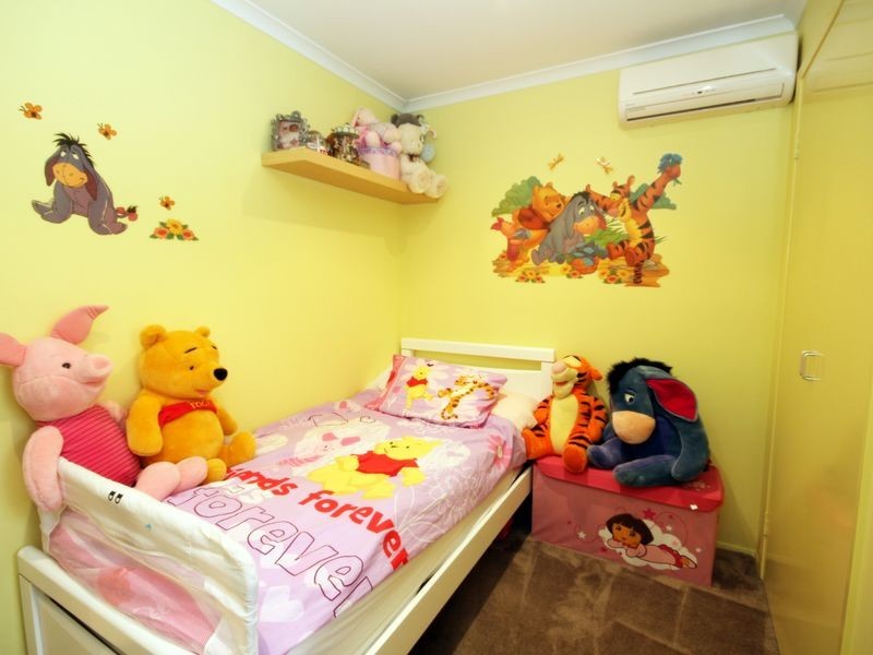 14 Richard Crescent, Highland Park QLD 4211