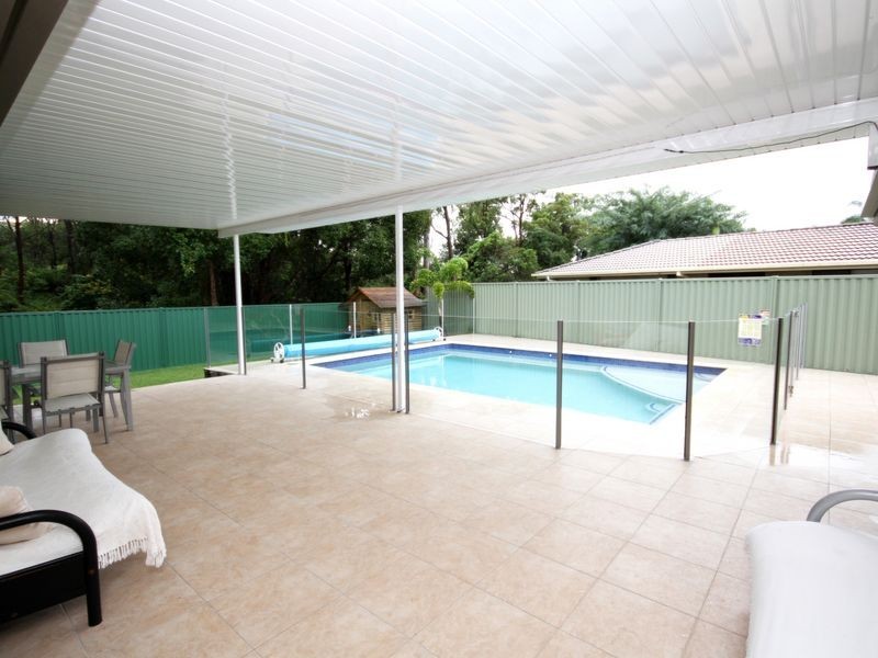 14 Richard Crescent, Highland Park QLD 4211