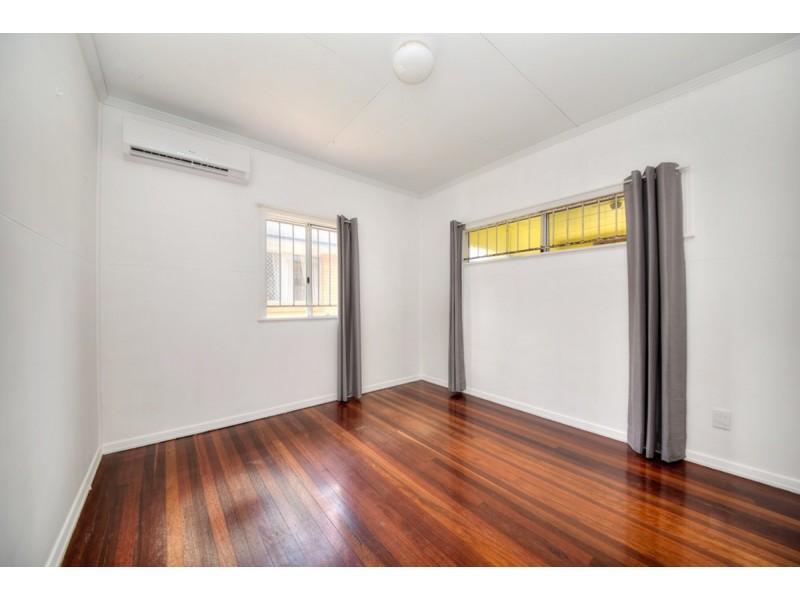 60 Seagull Avenue, Mermaid Beach QLD 4218