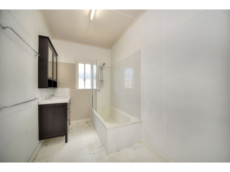 60 Seagull Avenue, Mermaid Beach QLD 4218