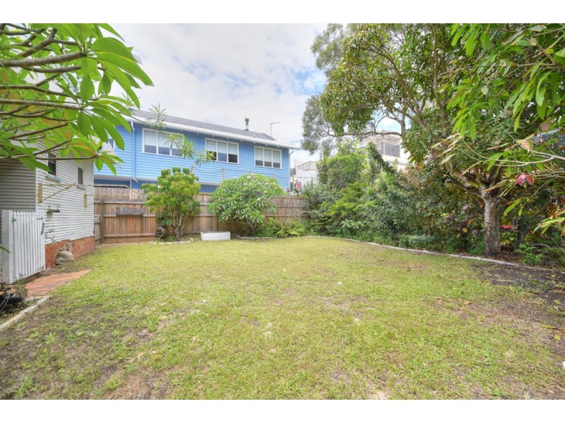 60 Seagull Avenue, Mermaid Beach QLD 4218