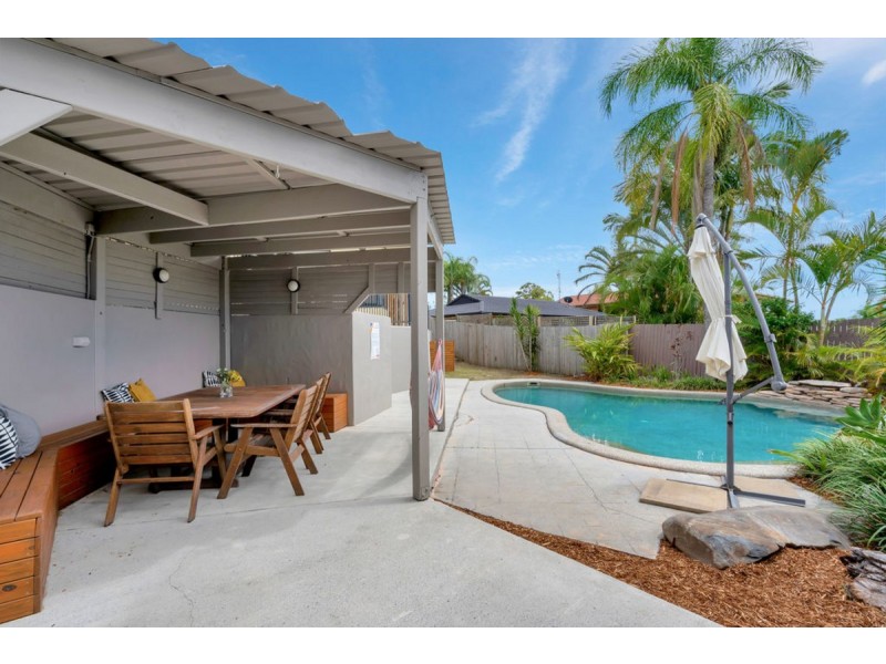 16 Newhaven Crescent, Worongary QLD 4213