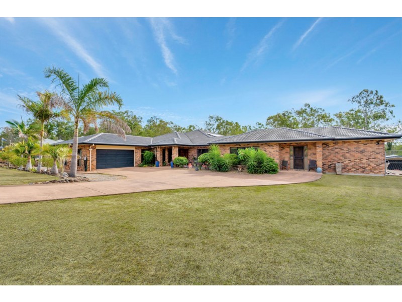 60-62 Racecourse Place, Tamborine QLD 4270