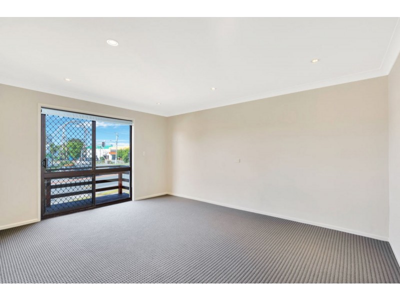 82 Ashmore Road, Bundall QLD 4217