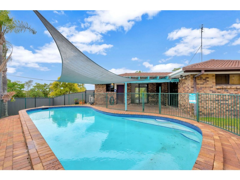 50 Alexander Drive, Highland Park QLD 4211