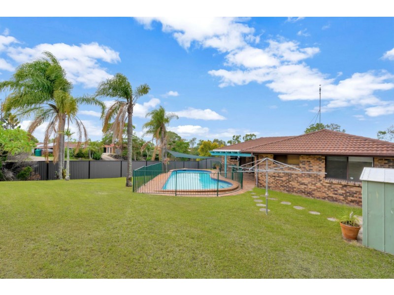 50 Alexander Drive, Highland Park QLD 4211