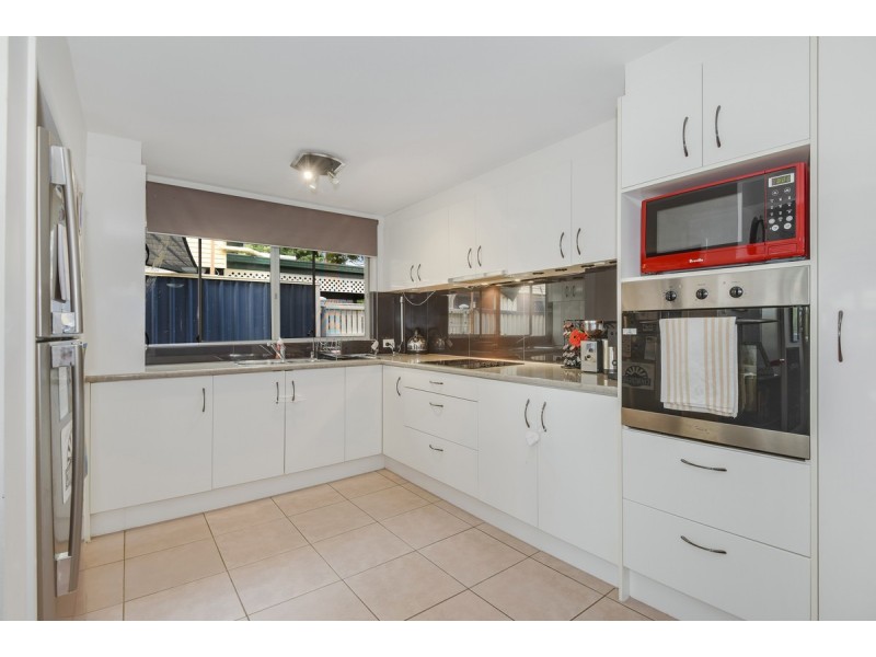 12 Paradise Street, Nerang QLD 4211