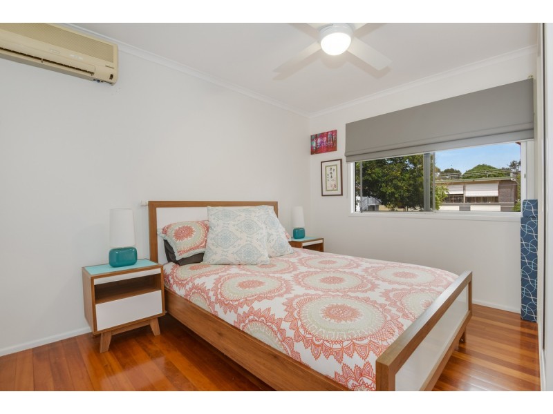 12 Paradise Street, Nerang QLD 4211