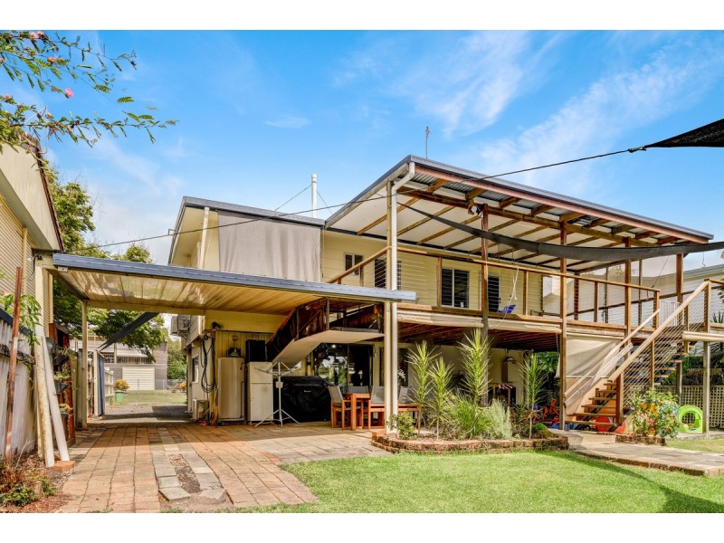 12 Paradise Street, Nerang QLD 4211