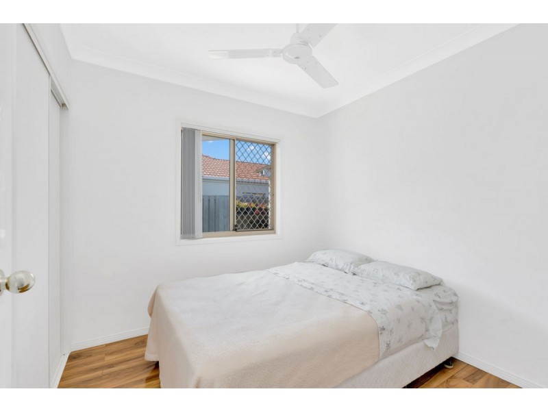 2/21 Hellman Street, Molendinar QLD 4214