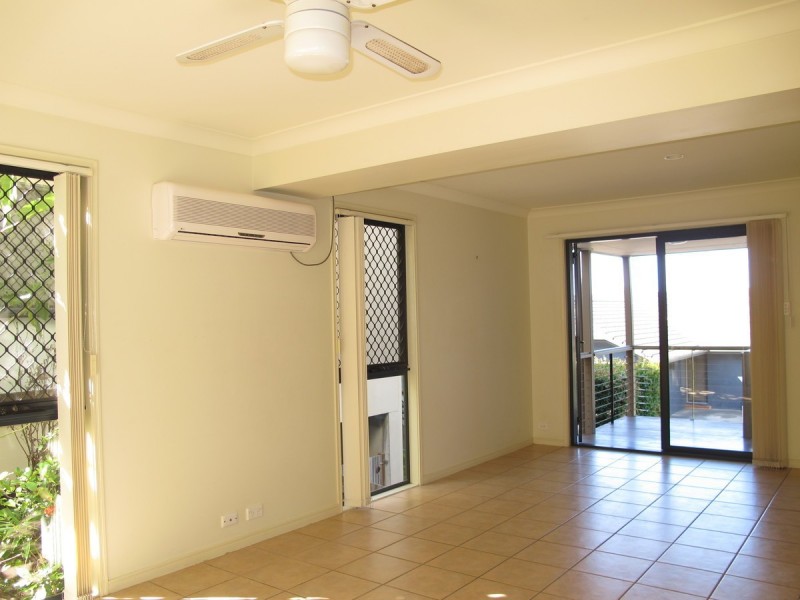 12/20 Paddington Drive, Carrara QLD 4211