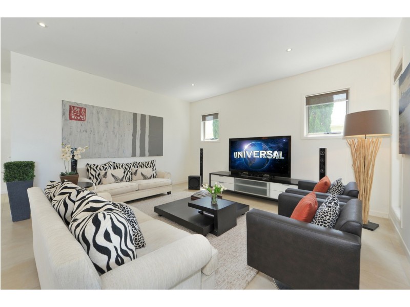 3033 Forest Hills Drive, Sanctuary Cove QLD 4212