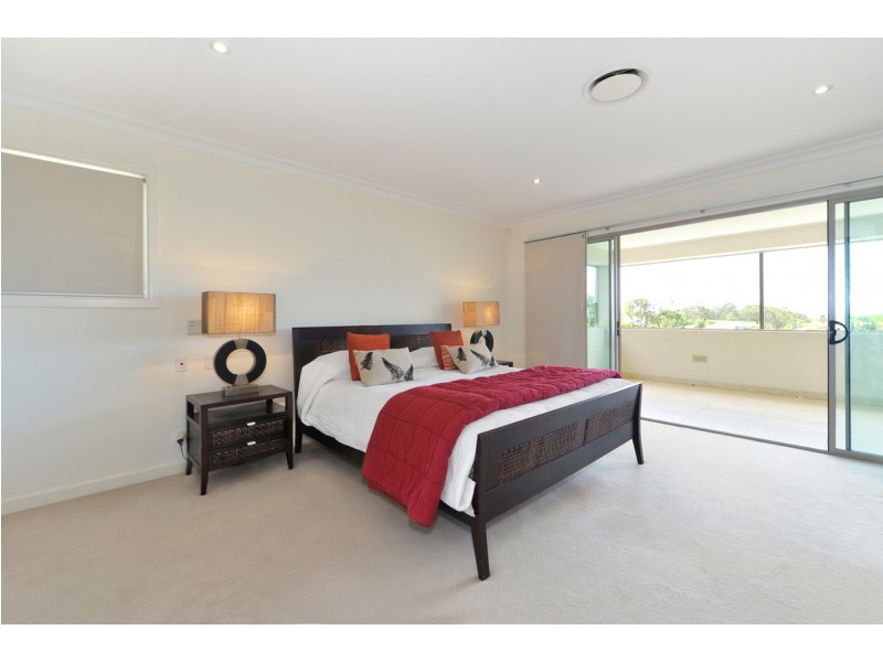 3033 Forest Hills Drive, Sanctuary Cove QLD 4212