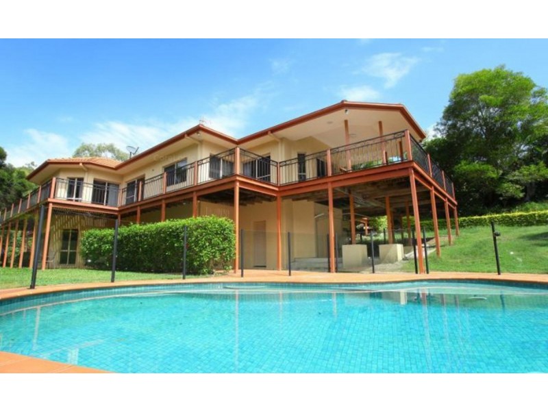 222 Crane Crescent, Nerang QLD 4211