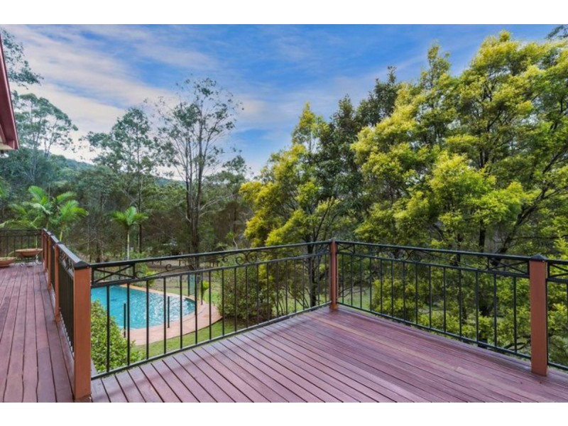222 Crane Crescent, Nerang QLD 4211
