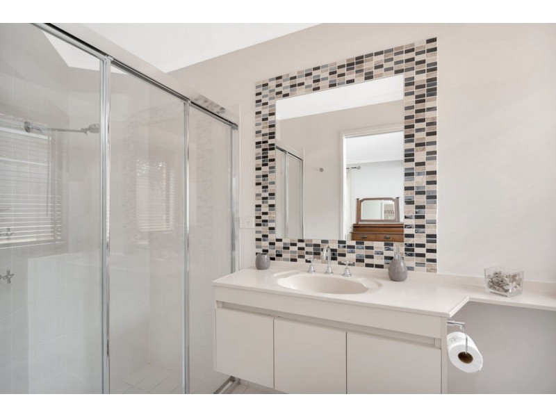 34 Teasdale Drive, Nerang QLD 4211