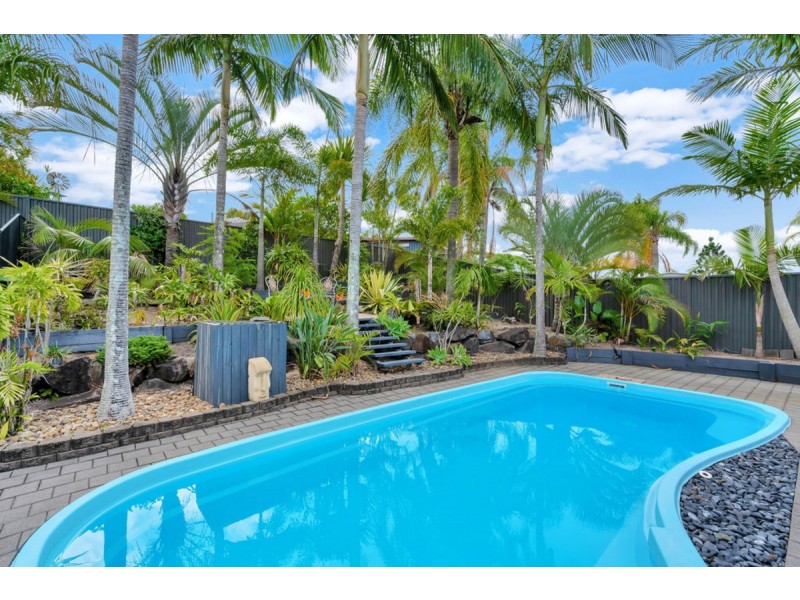 3 Quigan Terrace, Highland Park QLD 4211