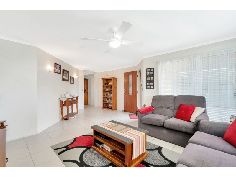 3 Quigan Terrace, Highland Park QLD 4211