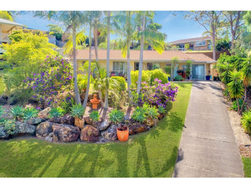 5 Merewether Court, Highland Park QLD 4211