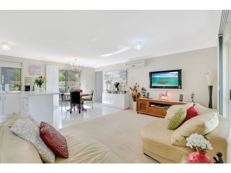 5 Merewether Court, Highland Park QLD 4211