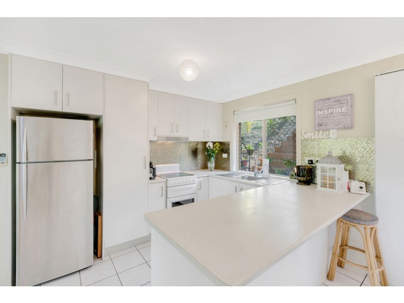 5 Merewether Court, Highland Park QLD 4211