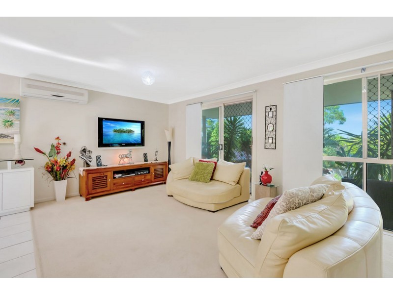 5 Merewether Court, Highland Park QLD 4211