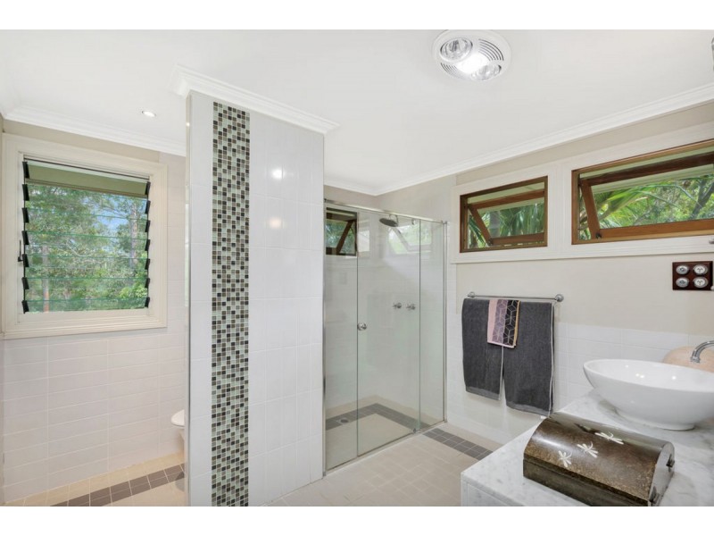 66 Birdlife Court, Nerang QLD 4211